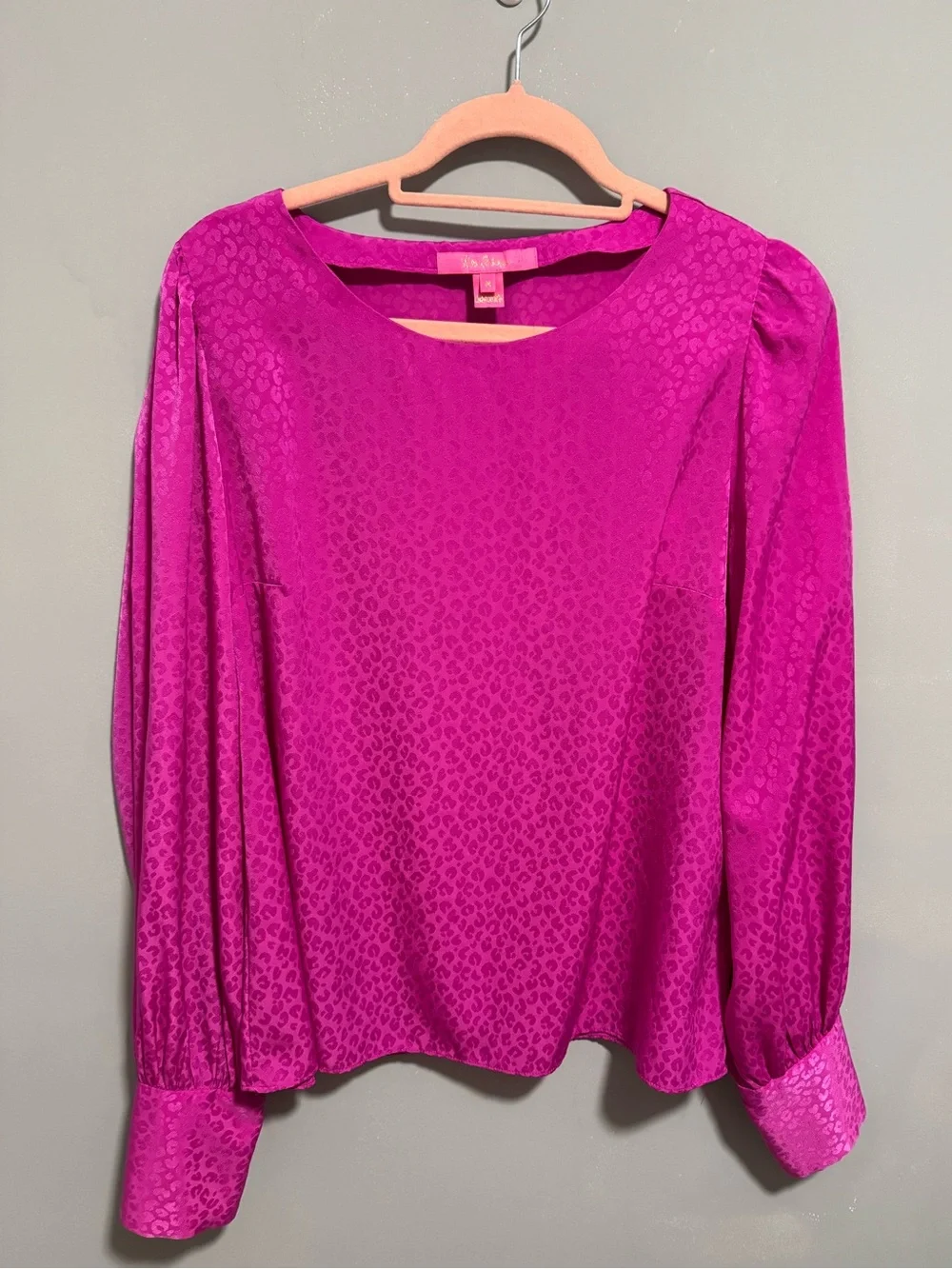 EUC- Lilly Pulitzer- Elsa Top, Bright Pink Animal Print Blouse. Size M